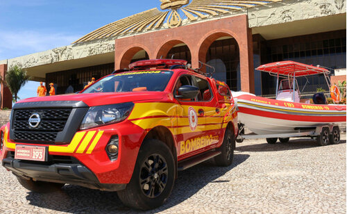 Corpo de Bombeiros Militar realiza exposição de viaturas e equipamentos no Capim Dourado Shopping, em Palmas